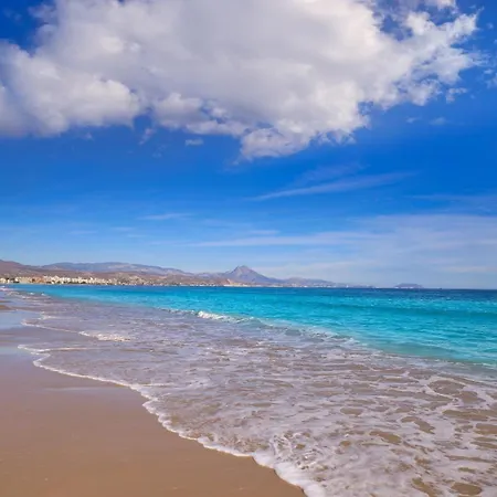 Atico A 50m Del Mar. Parking Gratis. A/c Apartment