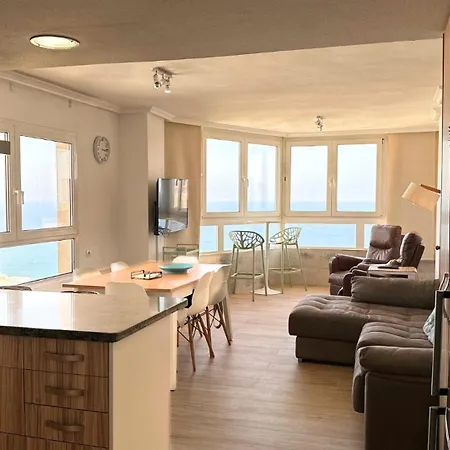 Atico A 50m Del Mar. Parking Gratis. A/c Apartment *